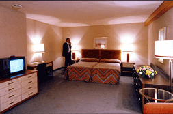 Aiyad Room.gif (27918 bytes)